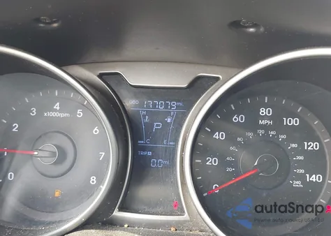 2012 Hyundai Veloster Base W/Black z USA, uszkodzony, nr VIN KMHTC6AD5CU039913